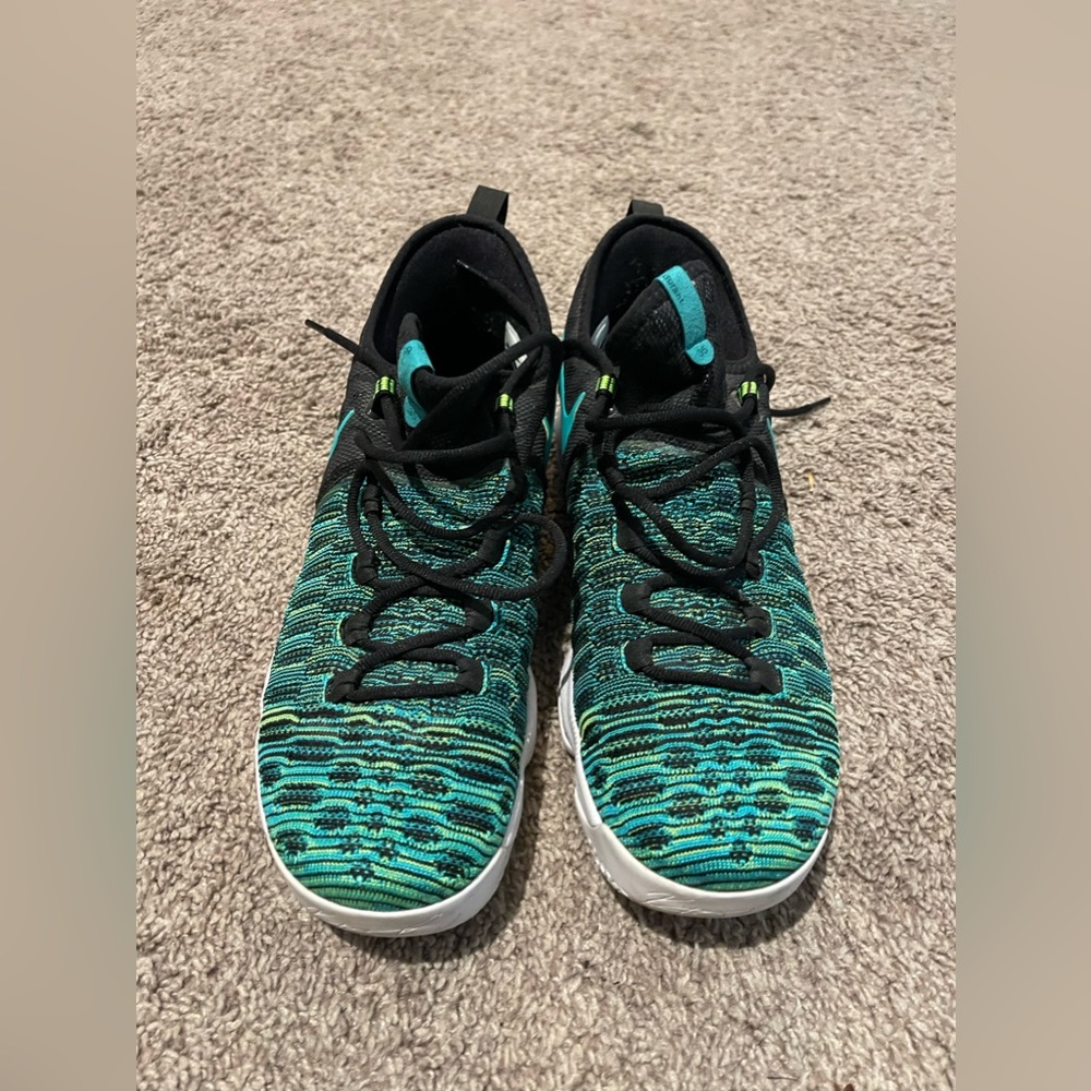 Men’s Kevin Durant sneakers